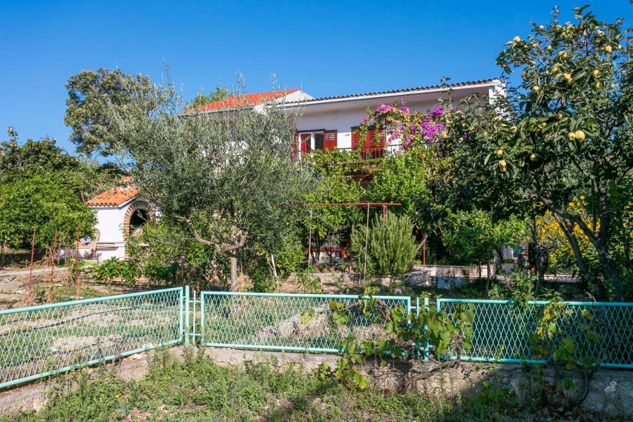 Apartments By The Sea Seget Vranjica, Trogir - 1038 Zewnętrze zdjęcie
