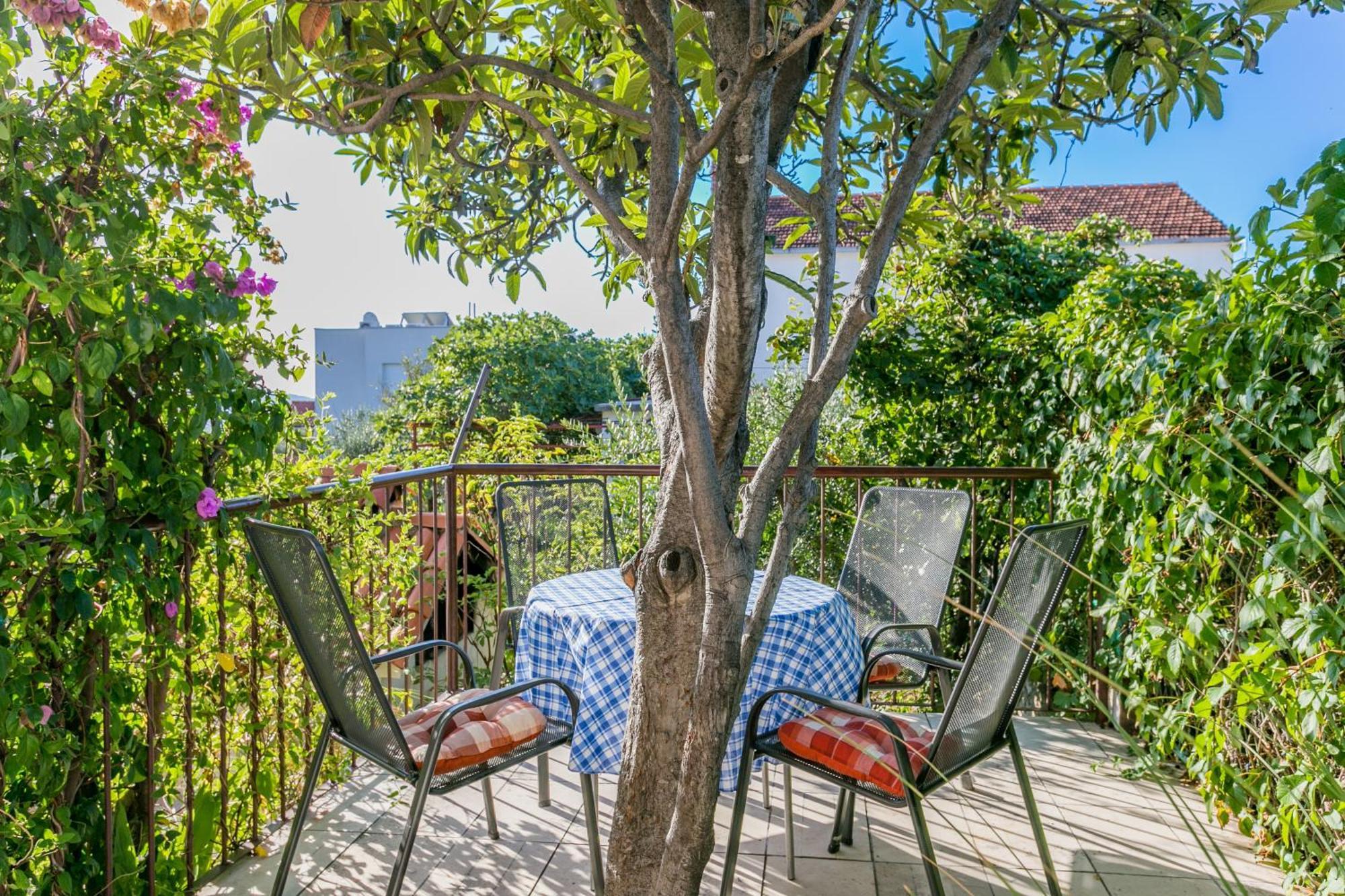 Apartments By The Sea Seget Vranjica, Trogir - 1038 Zewnętrze zdjęcie