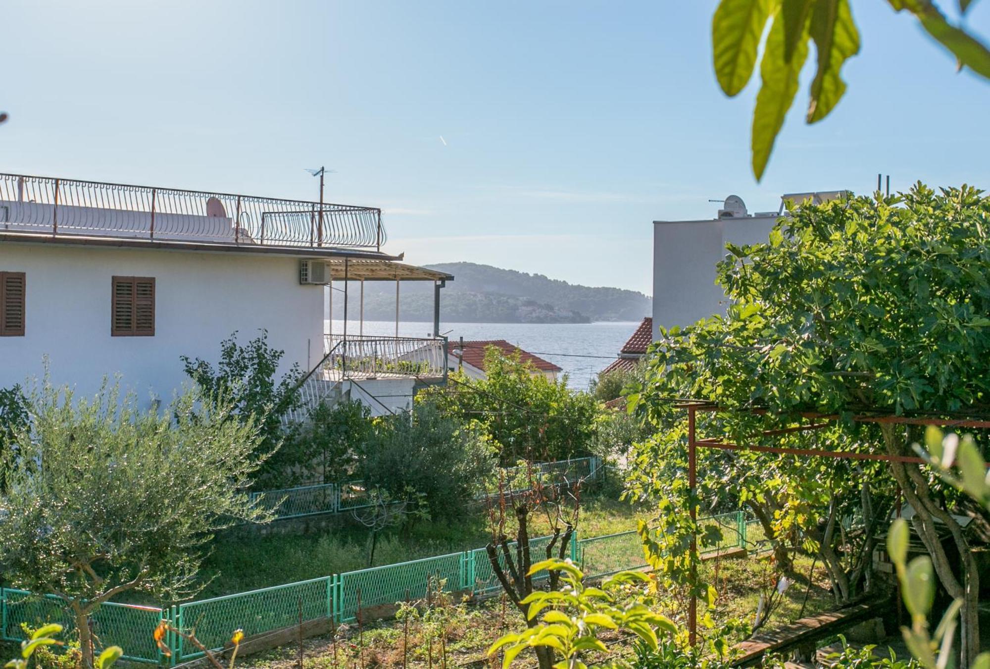 Apartments By The Sea Seget Vranjica, Trogir - 1038 Zewnętrze zdjęcie